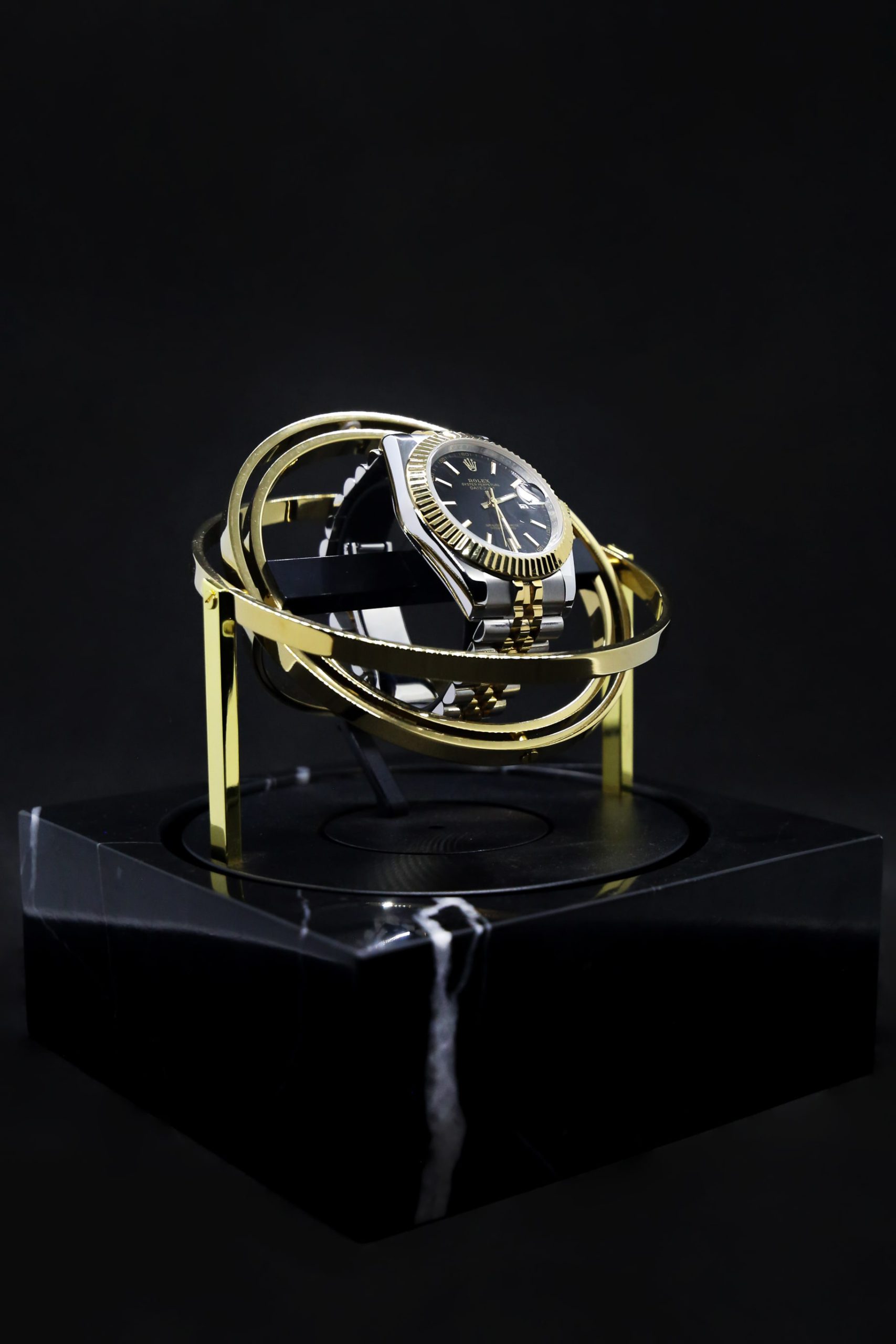 Elbrus-Horology-Voyager-black-Nero-Marquina-marble-gold-3-min