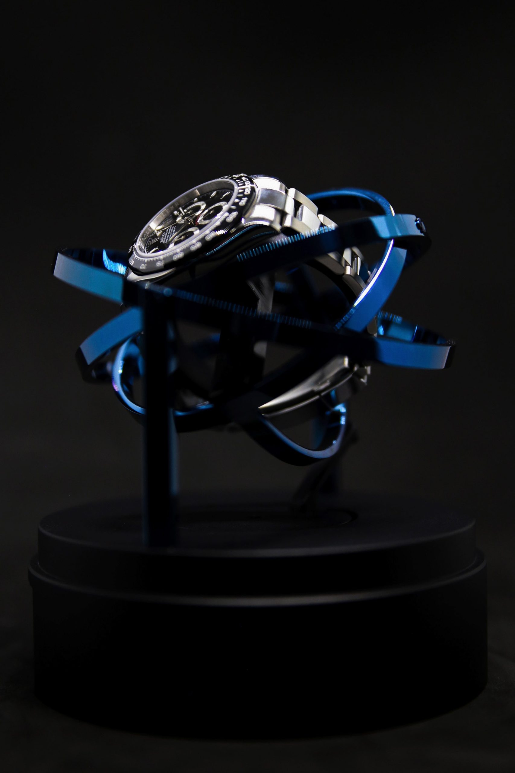 Elbrus-Horology-Voyager-watch-wonder-blue-4-min