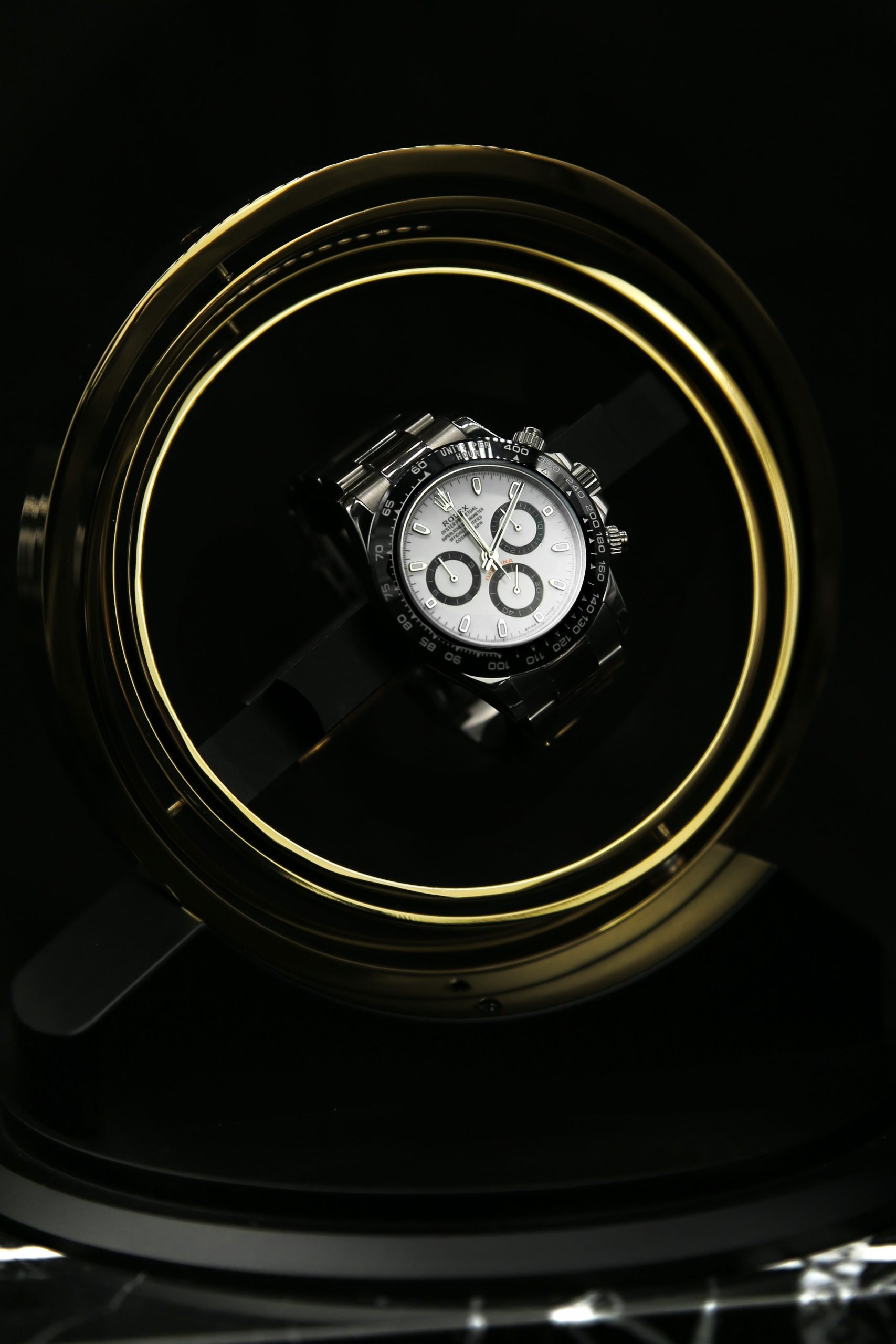 Elbrus-Horology-pulsar-360-gold-nero-marquina-watch-winder-12