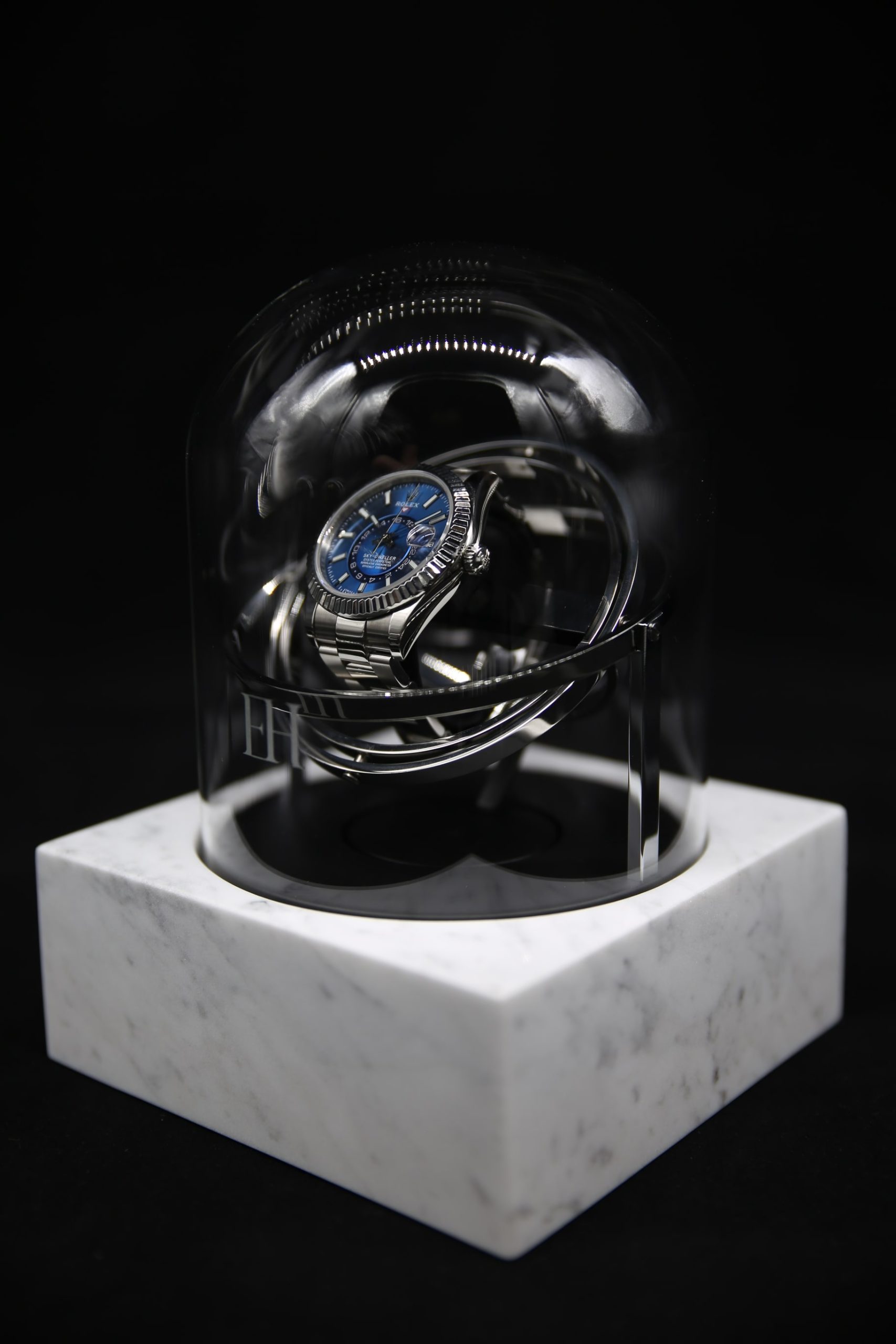 Elbrus-Horology-the-Voyager-1-Bianco-Carrara-marble-silver-rings-5-min