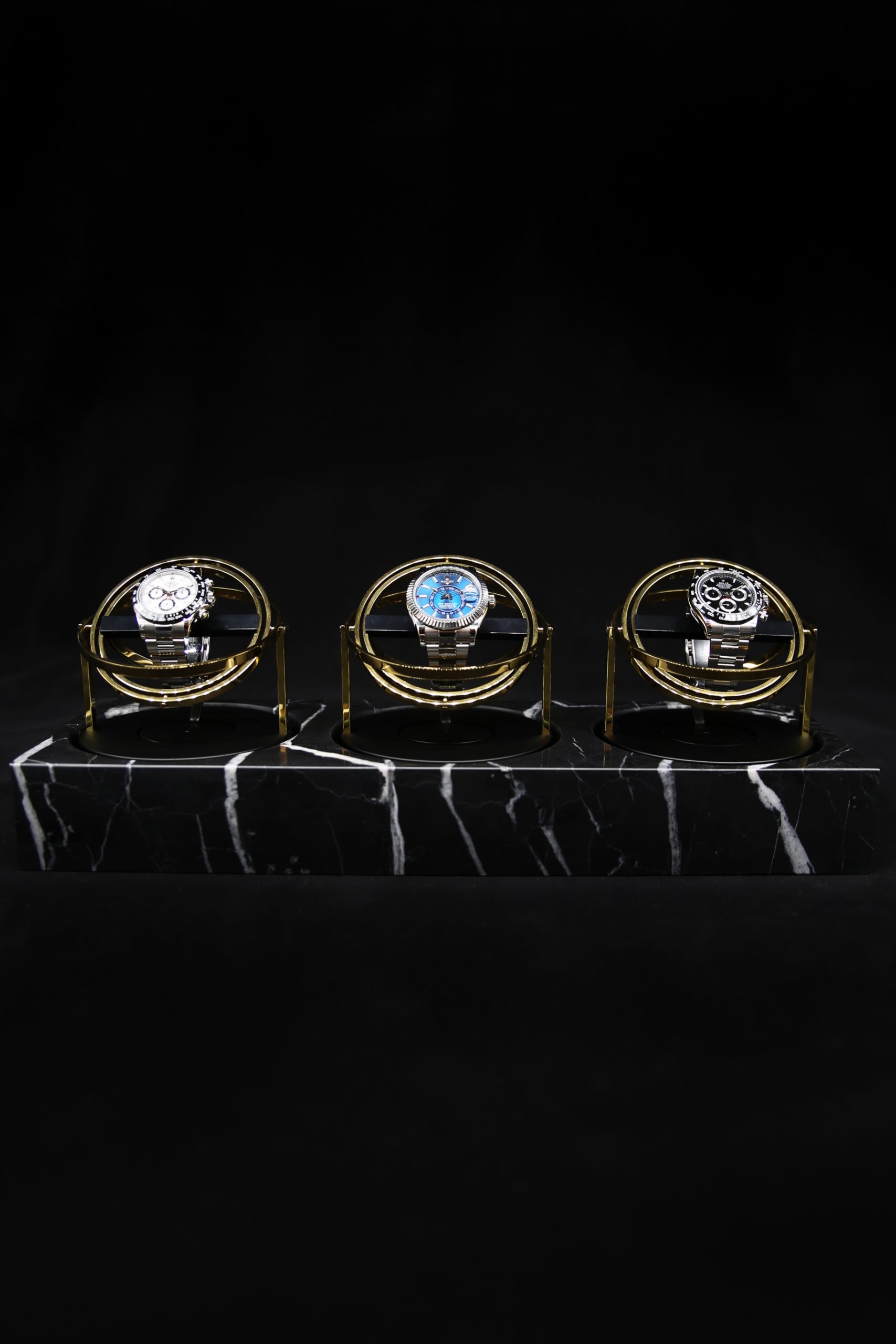 Elbrus-Horology-The-Voyager-3-nero-marquina-marble-gold-rings