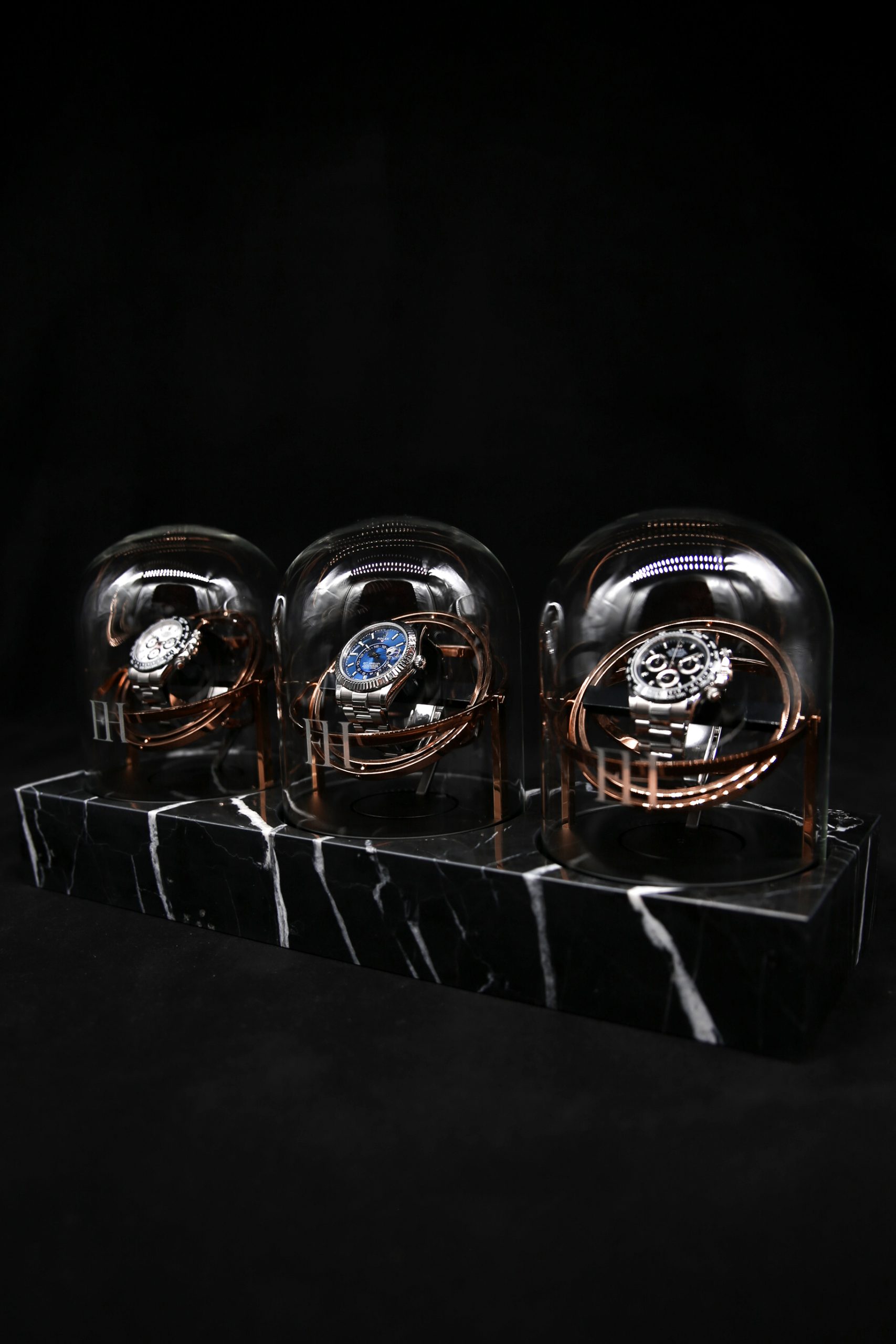 Elbrus-Horology-The-Voyager-3-nero-marquina-marble-rosegold-rings2