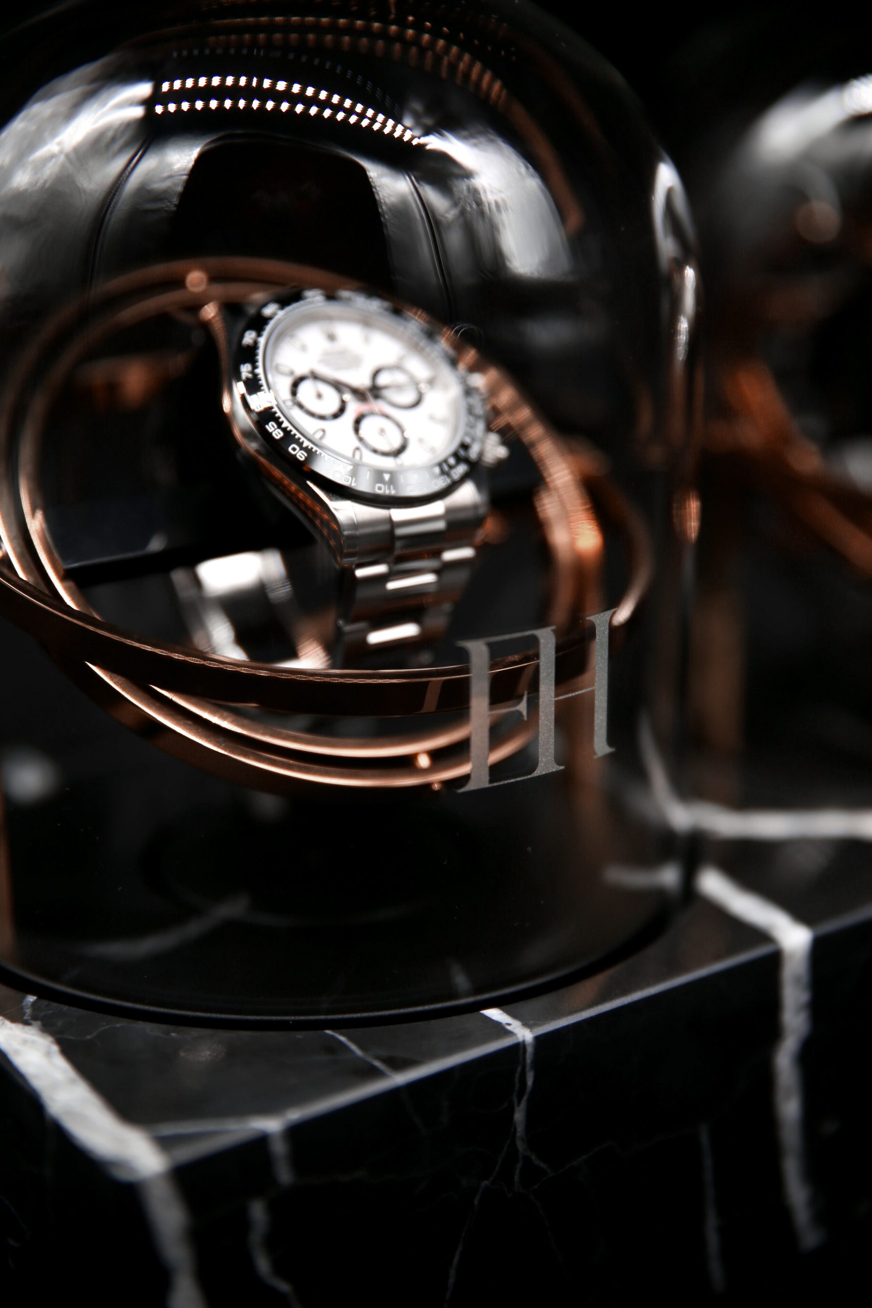 Elbrus-Horology-The-Voyager-3-nero-marquina-marble-rosegold-rings4