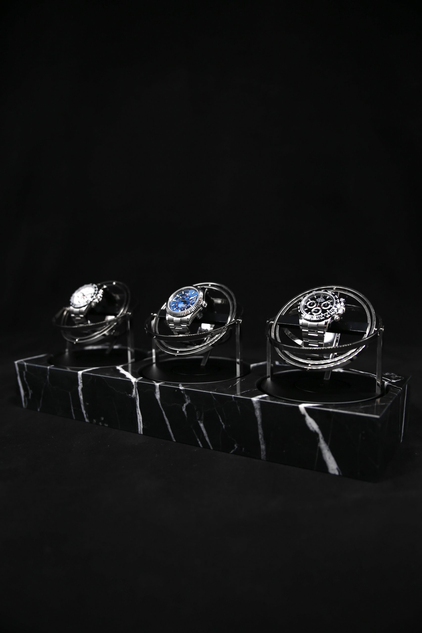 Elbrus-Horology-The-Voyager-3-nero-marquina-marble-silver-rings1